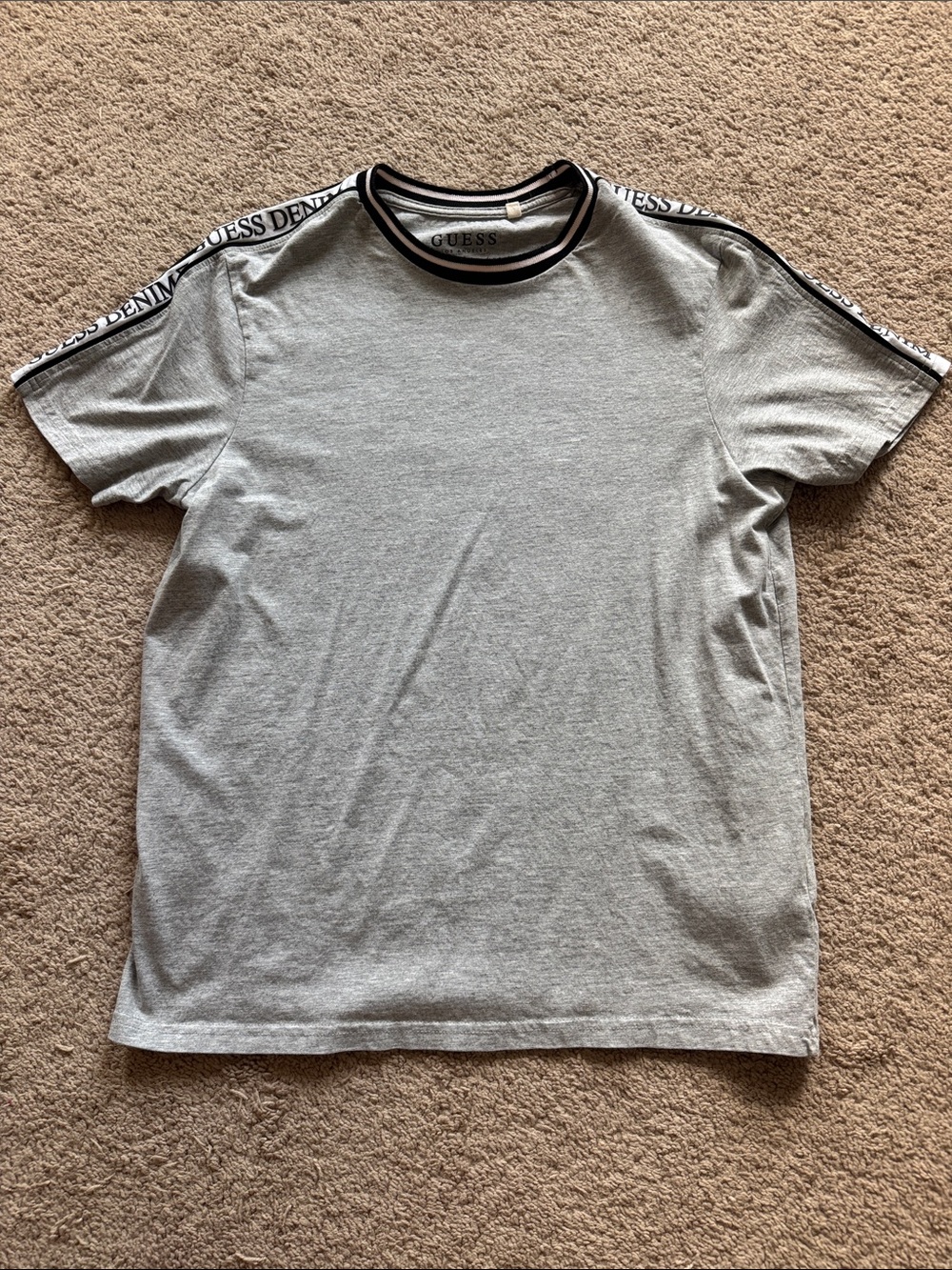 GUESS Gray Short Sleeve Tee with Branded Shoulder Tape